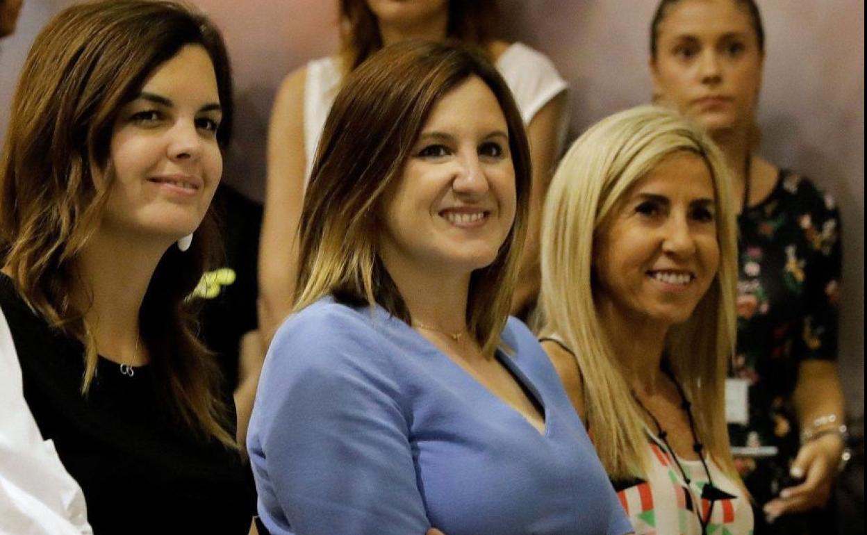 María José Catalá, en el Ayuntamiento de Valencia con Sandra Gómez.