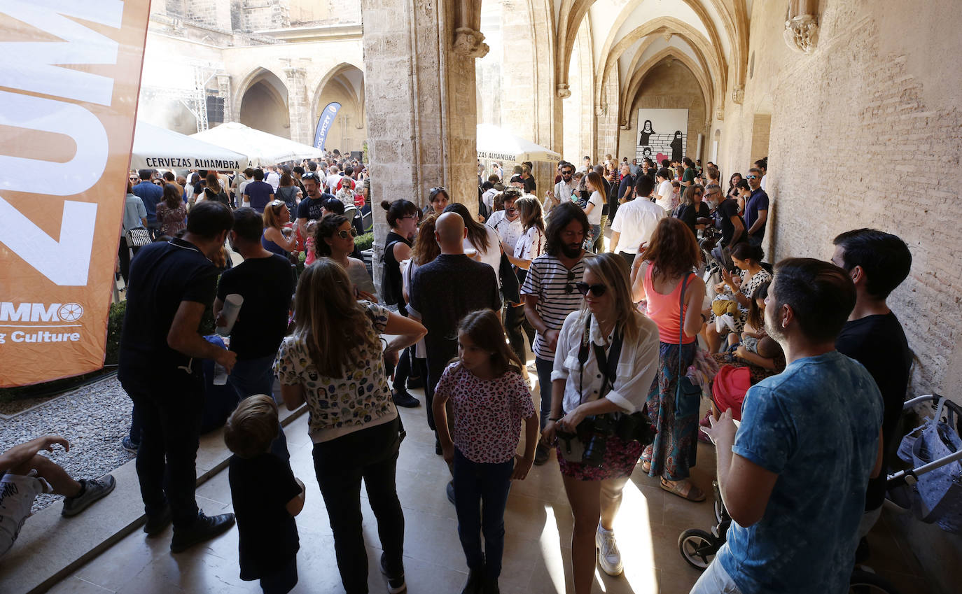 Para que la espera se haga más corta y amena, Valencia acoge este sábado 19 de octubre un pequeño adelanto del Deleste Festival. Un 'aperitivo musical' conocido como Sona el Deleste. Desde las 11.30 horas y hasta la medianoche, las paredes del Centro del Carmen acogen actuaciones musicales de grupos como Mishima, Senior i El Cor Brutal, Yawners, 121dB, L'Últim Europeu y Filipinxs.