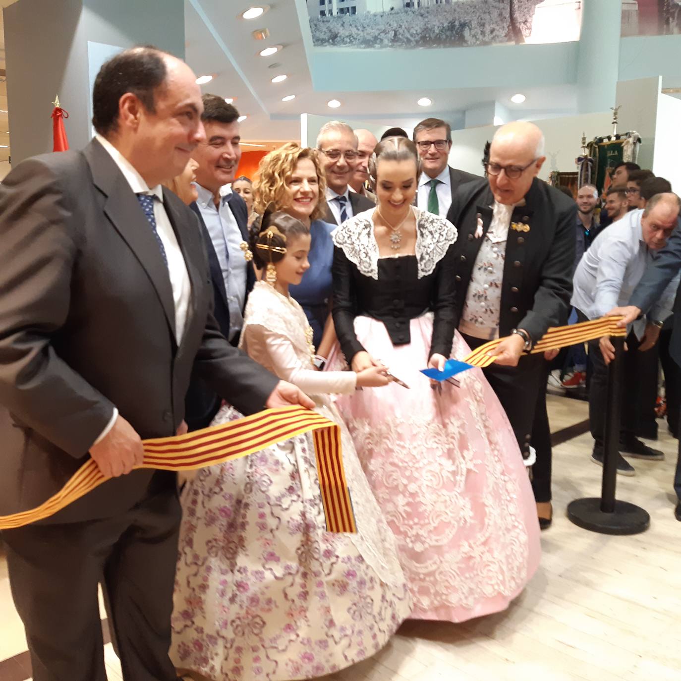 Fotos: La Federación de fallas de Primera A presenta los bocetos para las Fallas 2020