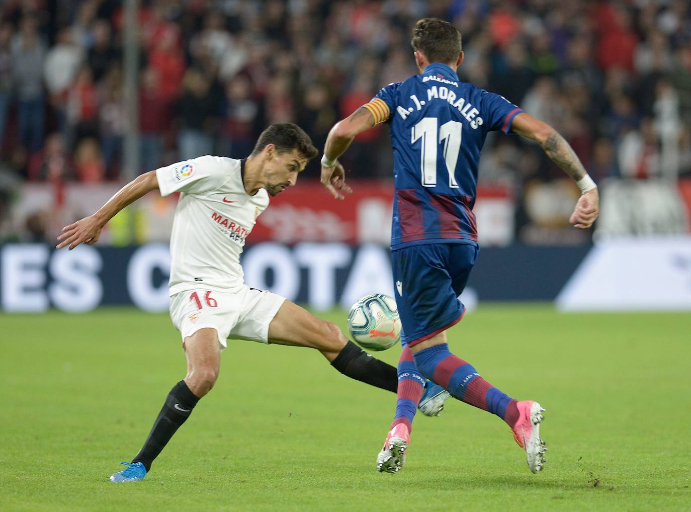 Fotos: Todas las fotos del Sevilla - Levante en el Pizjuán