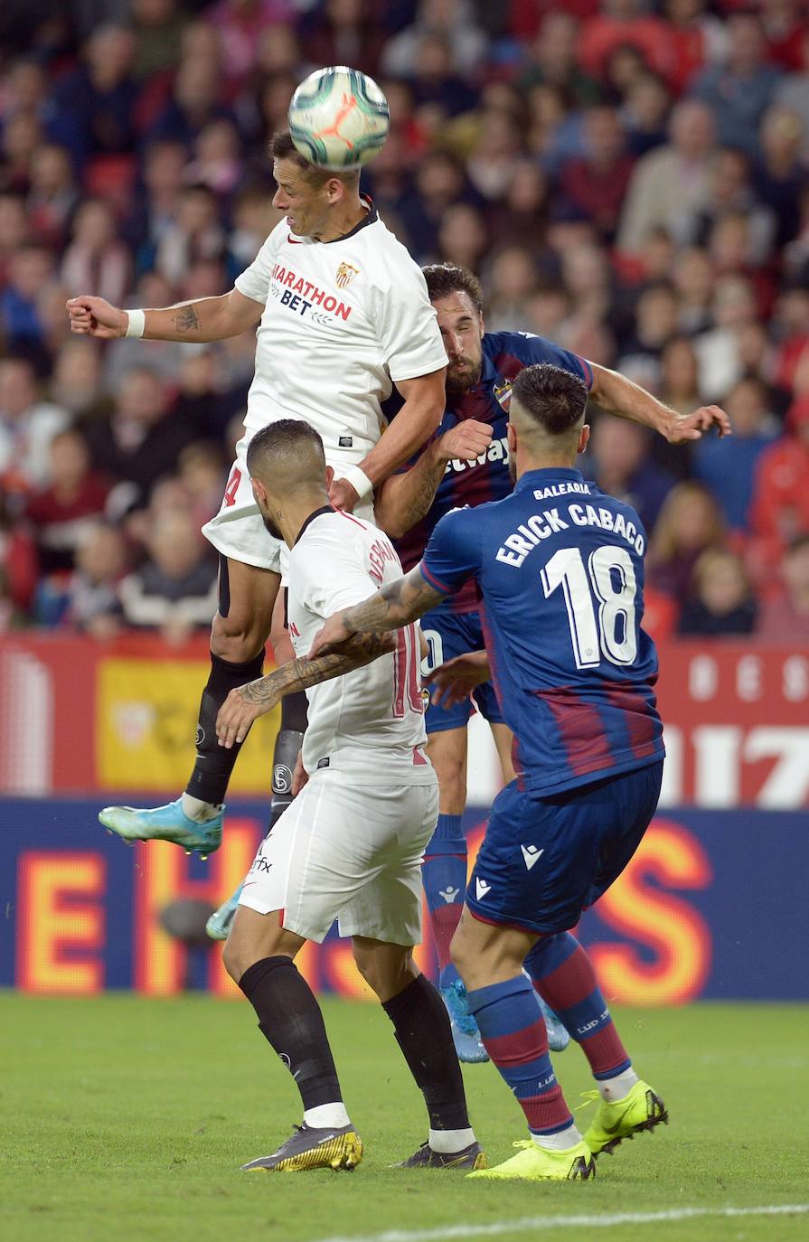 Fotos: Todas las fotos del Sevilla - Levante en el Pizjuán