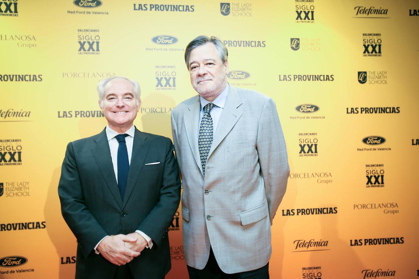 Antonio de Nó, director de Marketing y Relaciones Institucionales de Air Nostrum; y Francisco Romero.