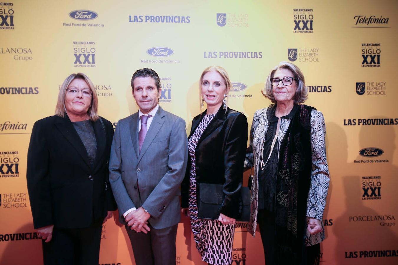 Marisol Vivó, José Manuel Orta, Lucila Talens y Flor Martí, representantes del Clúster de la Automoción de la Comunitat Valenciana.