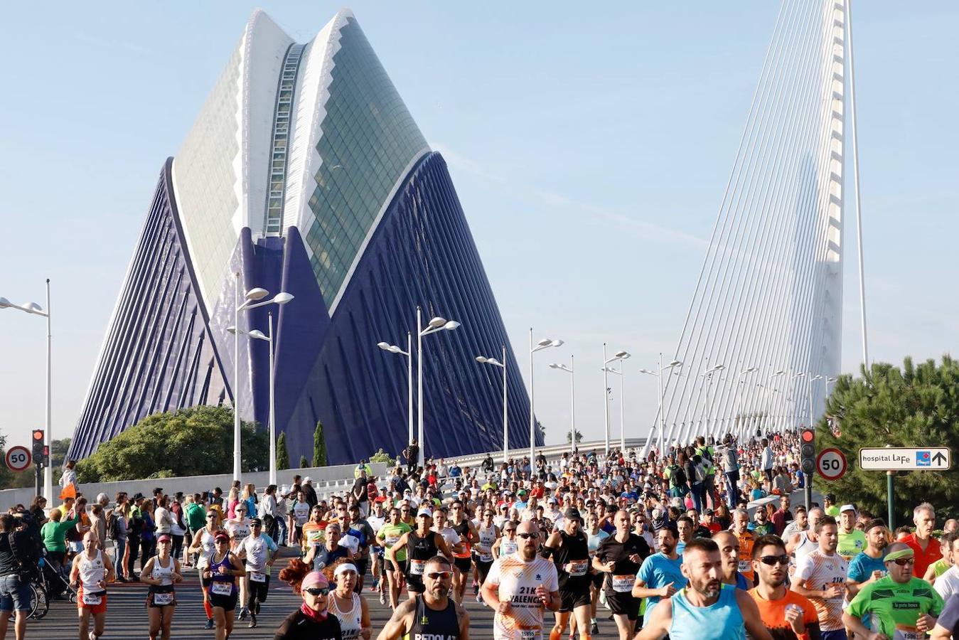 Fotos: Las mejores imágenes del Medio Maratón de Valencia 2019