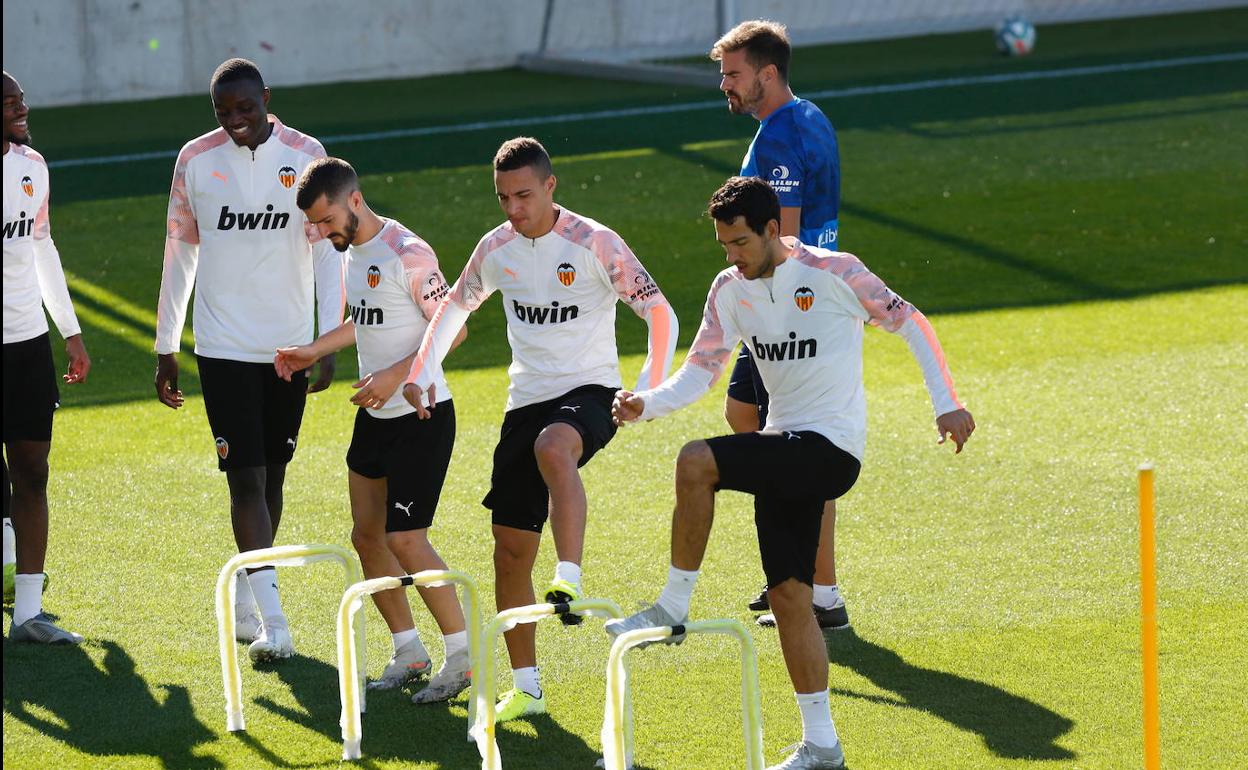 Entrenamiento este viernes en Paterna. 