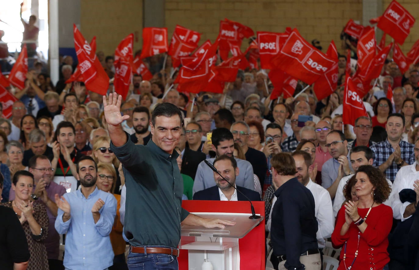 Pedro Sánchez interviene en un acto en Mislata