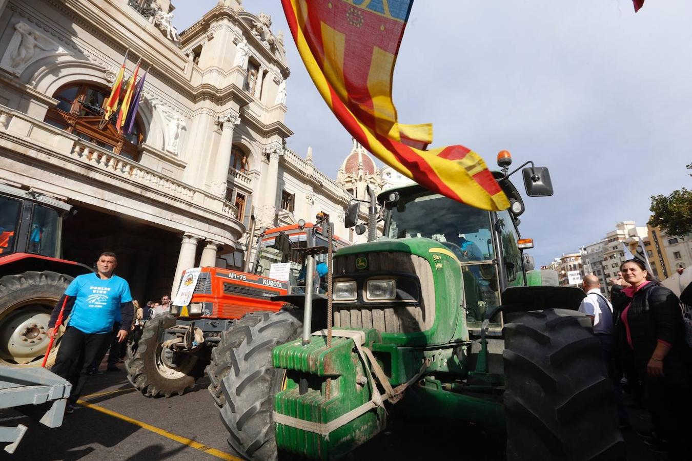 Fotos: Manifestación contra la pacificación de la CV-500
