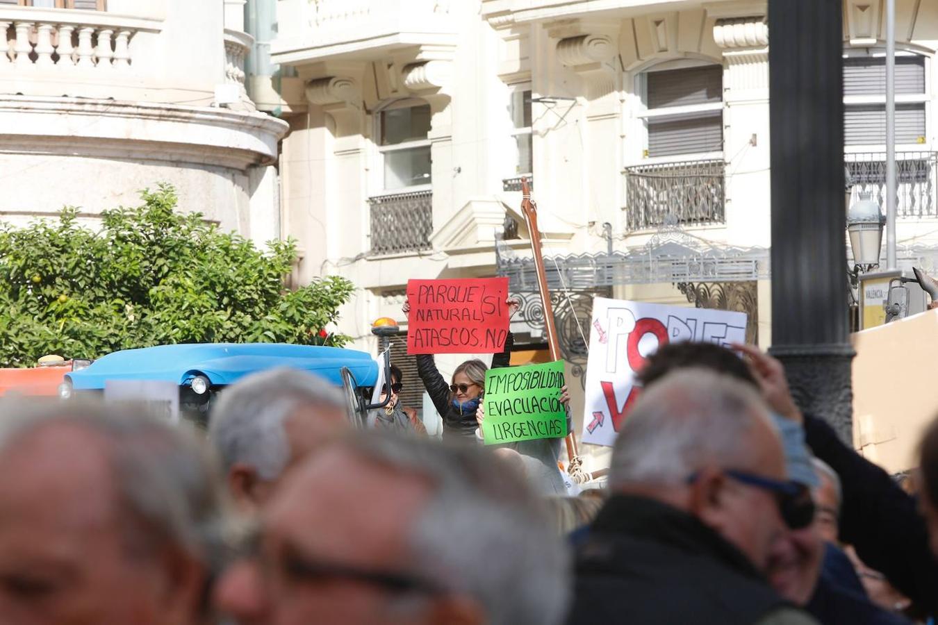 Fotos: Manifestación contra la pacificación de la CV-500