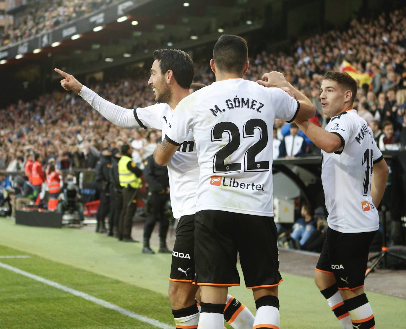 Partido disputado en Mestalla que acabó con victoria valencianista tras los tantos de Wass y Ferran.