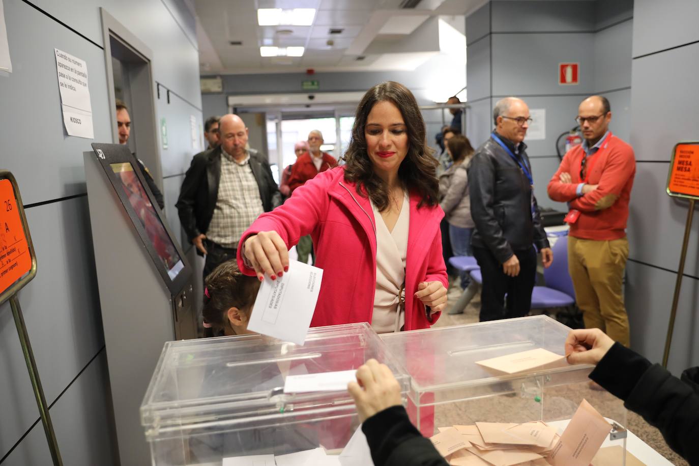 Belén Hoyo, cabeza de lista del PP al Congreso por Valencia 