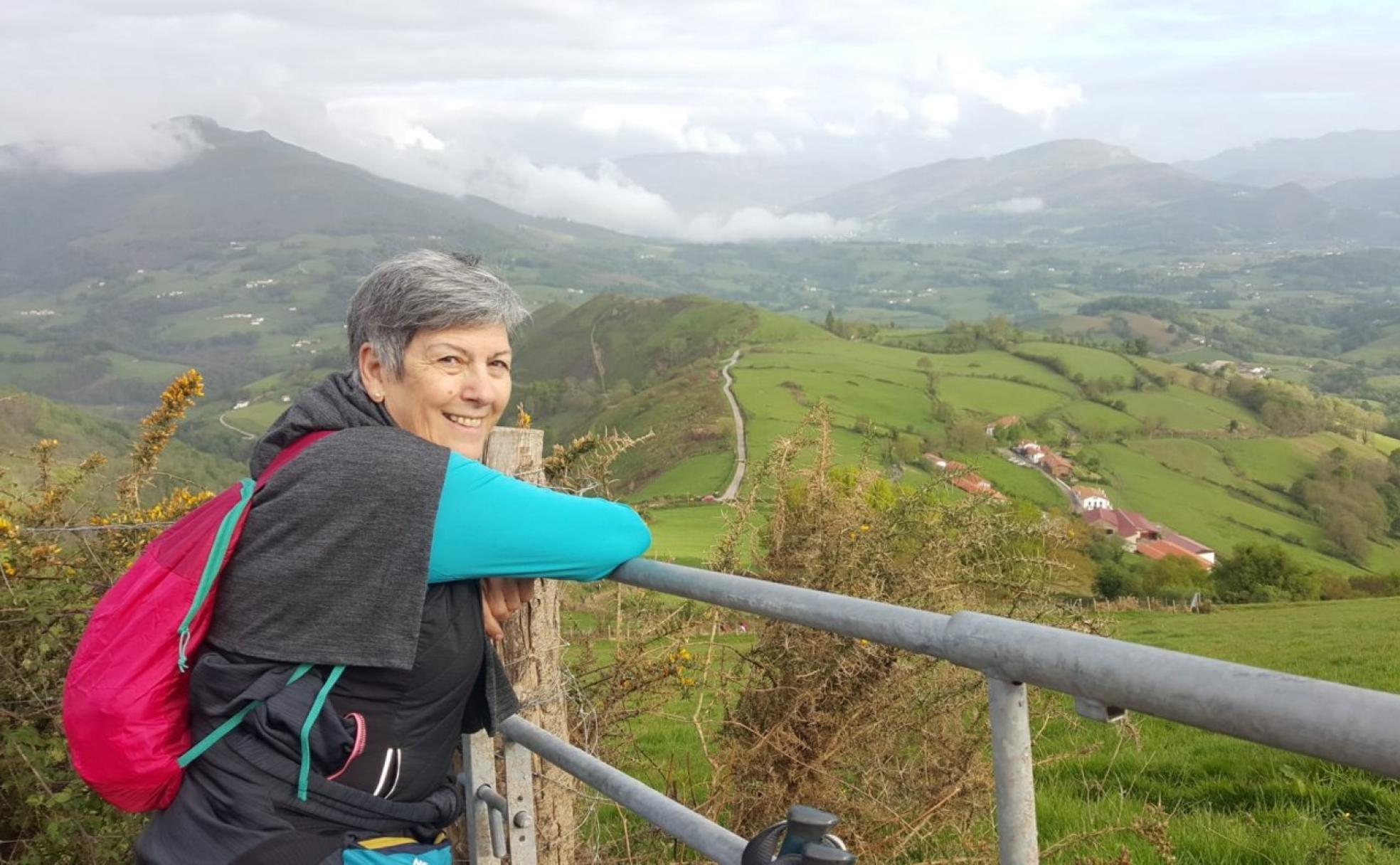  Senderismo. Mercedes Quilis, en una de las rutas. 