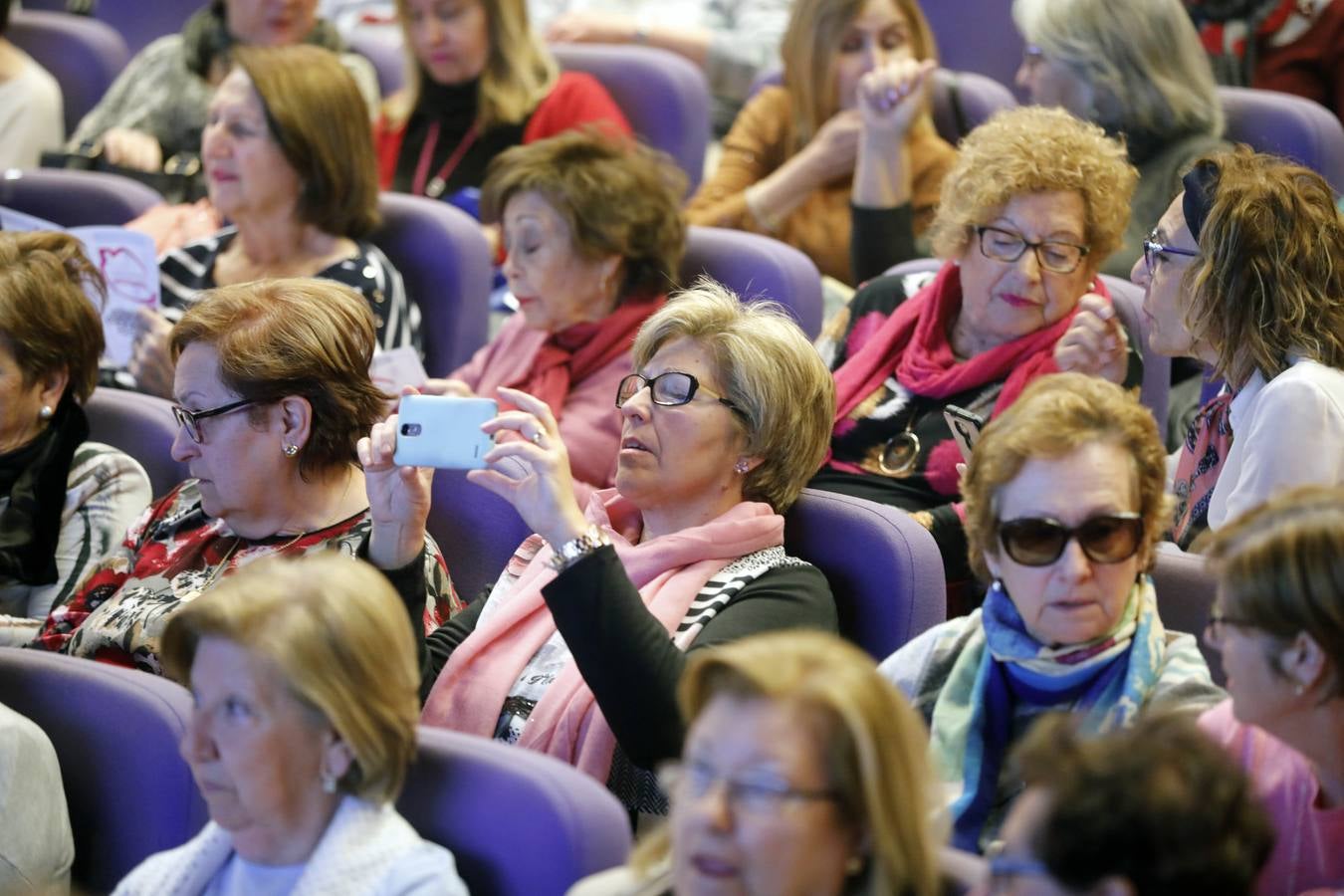 Asistentes y conferenciantes en la 5ª. edición de la jornada Dirigiendo Hogares en Valencia