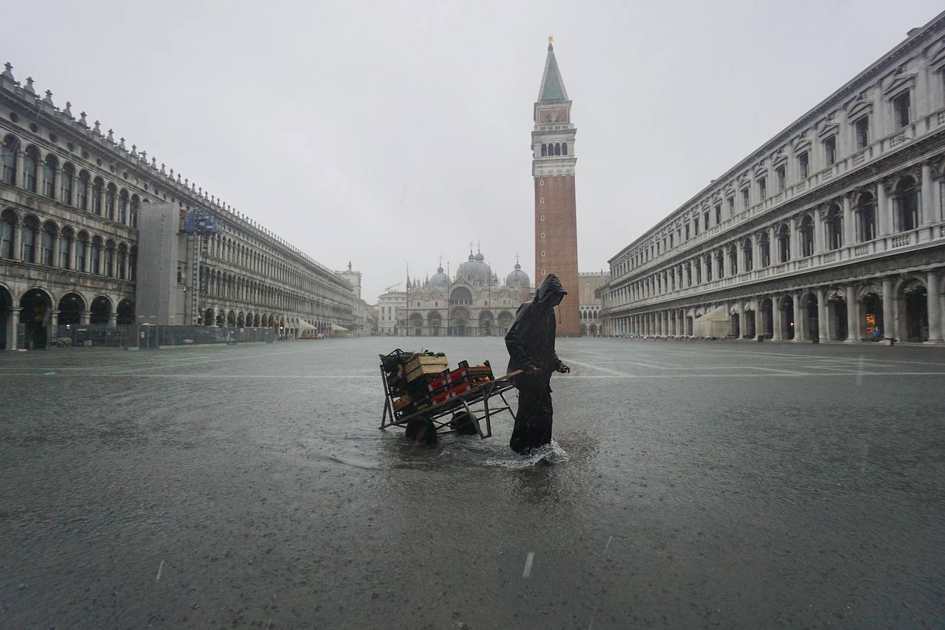 Venecia, destrozada por la peor 'acqua alta' del último medio siglo