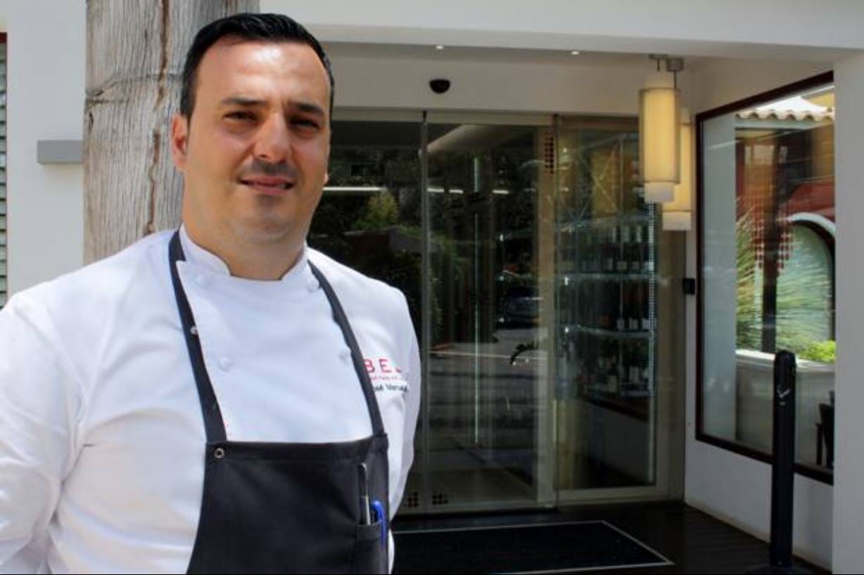 El restaurante Beat entró en la Guía Michelin del año pasado por la puerta grande. José Manuel Miguel consiguió su primera estrella en tiempo récord, en apenas dos años, para su restaurante situado en el complejo hotelero gastronómico The Cook Book, en Calpe.