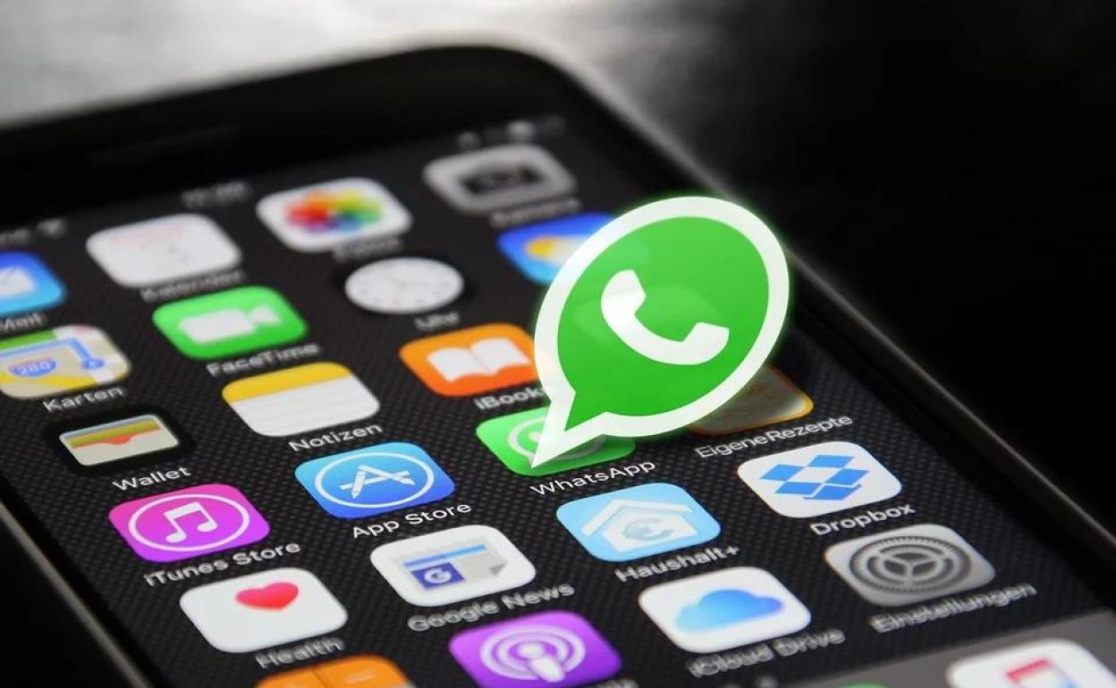 WhatsApp | La Guardia Civil alerta sobre el bulo del logo azul de WhatsApp