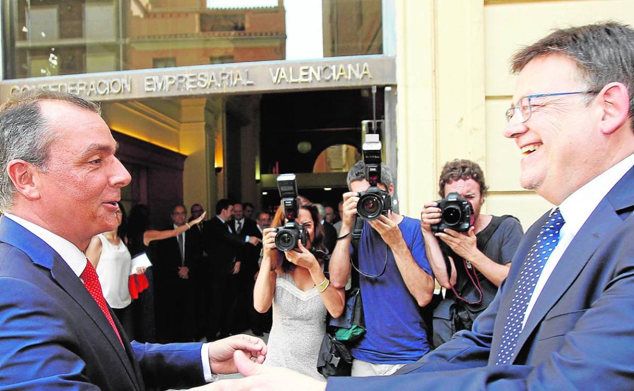 El presidente de la CEV, Salva Navarro, junto al presidente de la Generalitat, Ximo Puig.