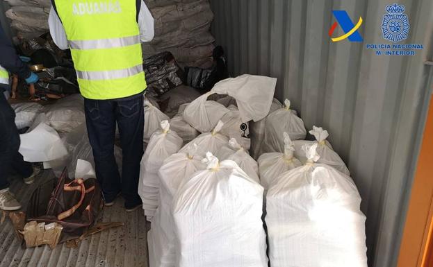 Incautan 426 kilos de cocaína en el Puerto de Valencia