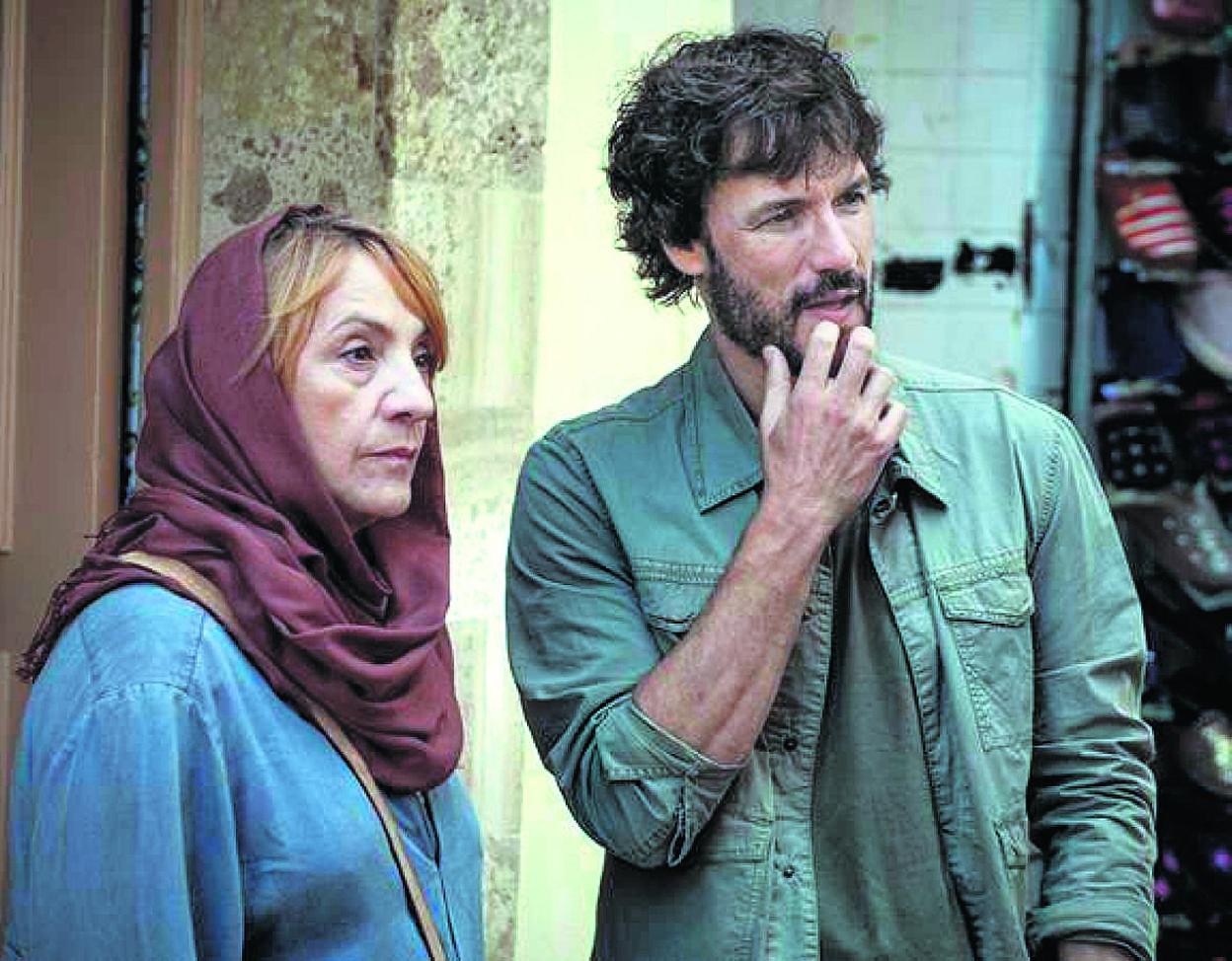 Blanca Portillo y Daniel Grao, protagonistas de 'Promesas de arena'. 