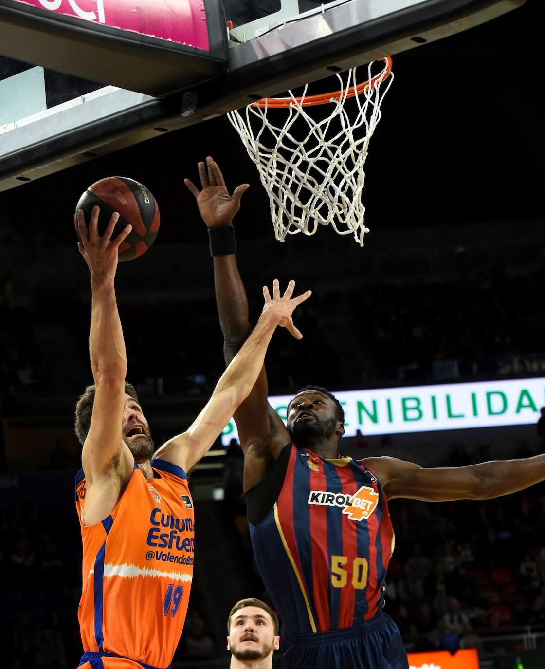 Fotos: El Kirolbet Baskonia-Valencia Basket, en imágenes