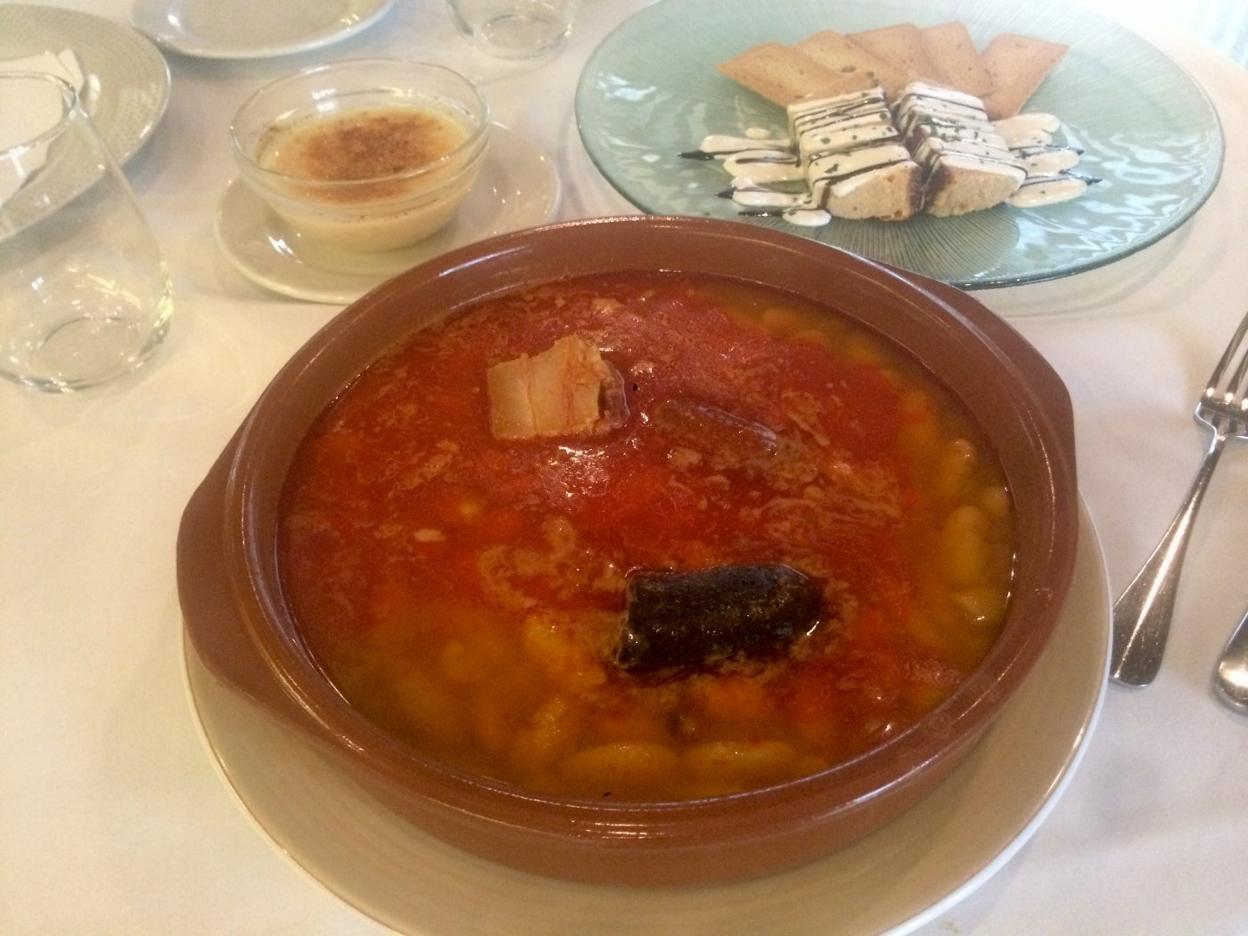 Día de la Fabada en restaurante Norte