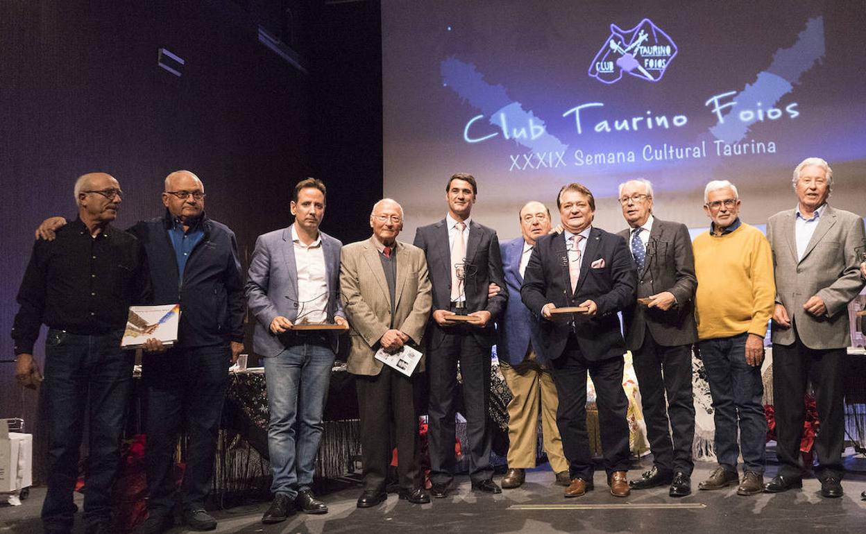 Entrega de trofeos en la Semana Cultural. 