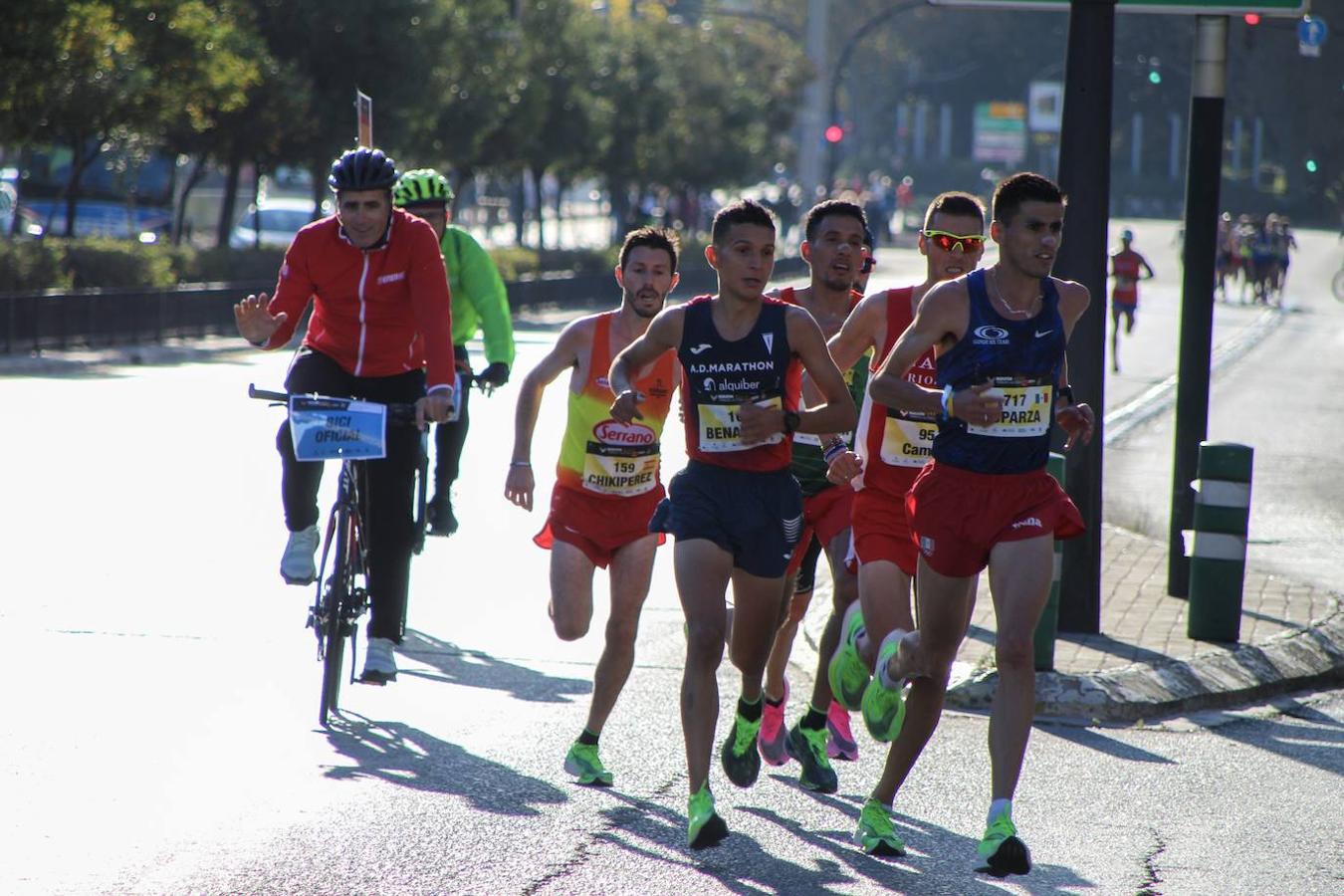 Fotos: Búscate en el paso por el muro del Maratón