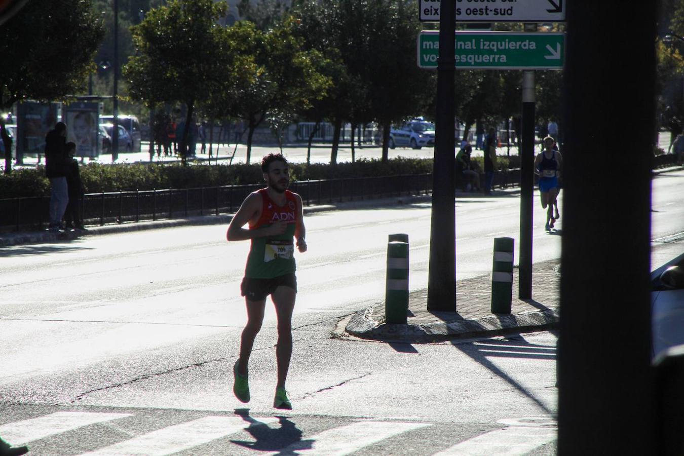 Fotos: Búscate en el paso por el muro del Maratón