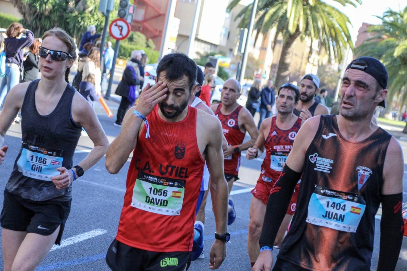 Fotos: Búscate en el paso por el muro del Maratón