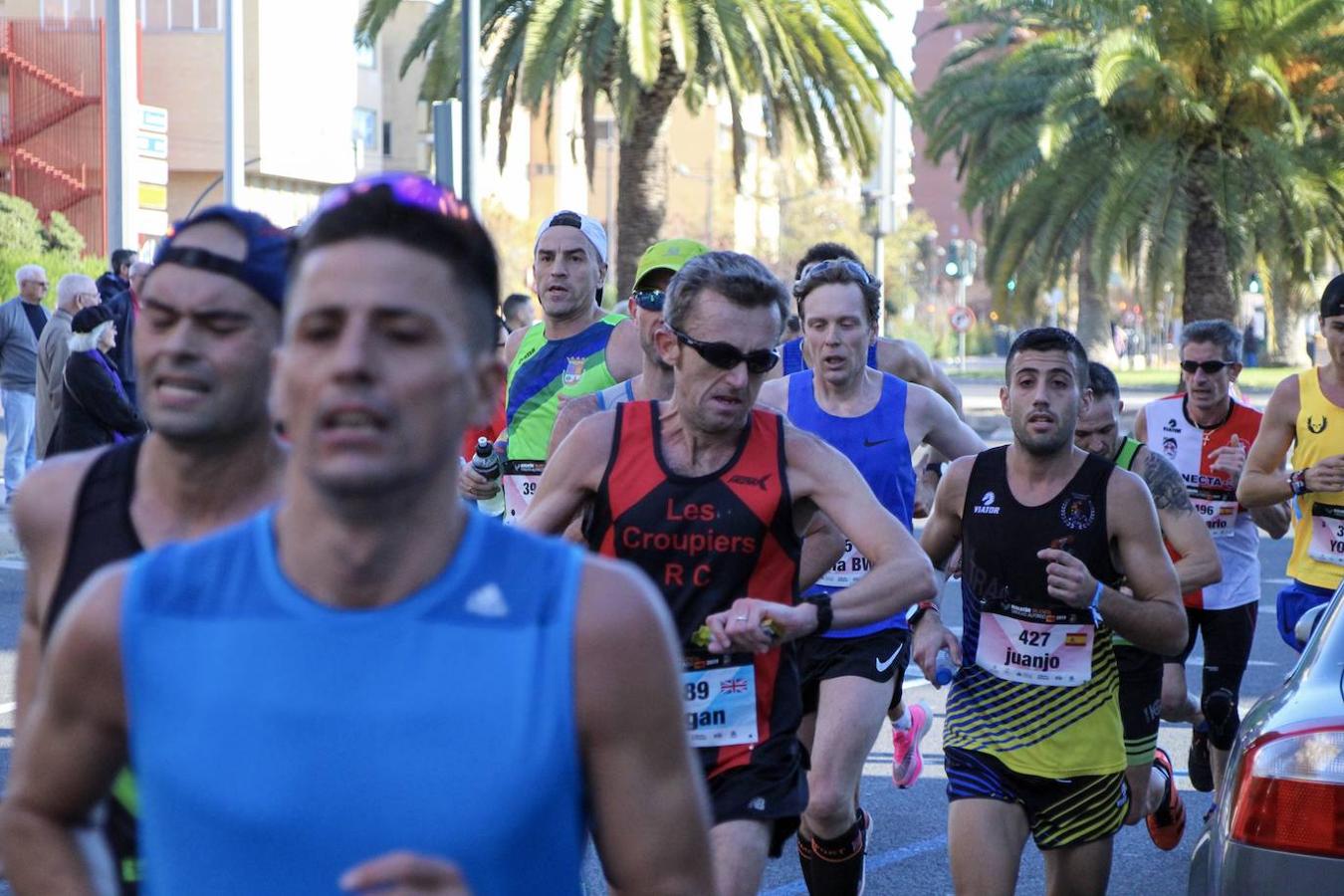 Fotos: Búscate en el paso por el muro del Maratón