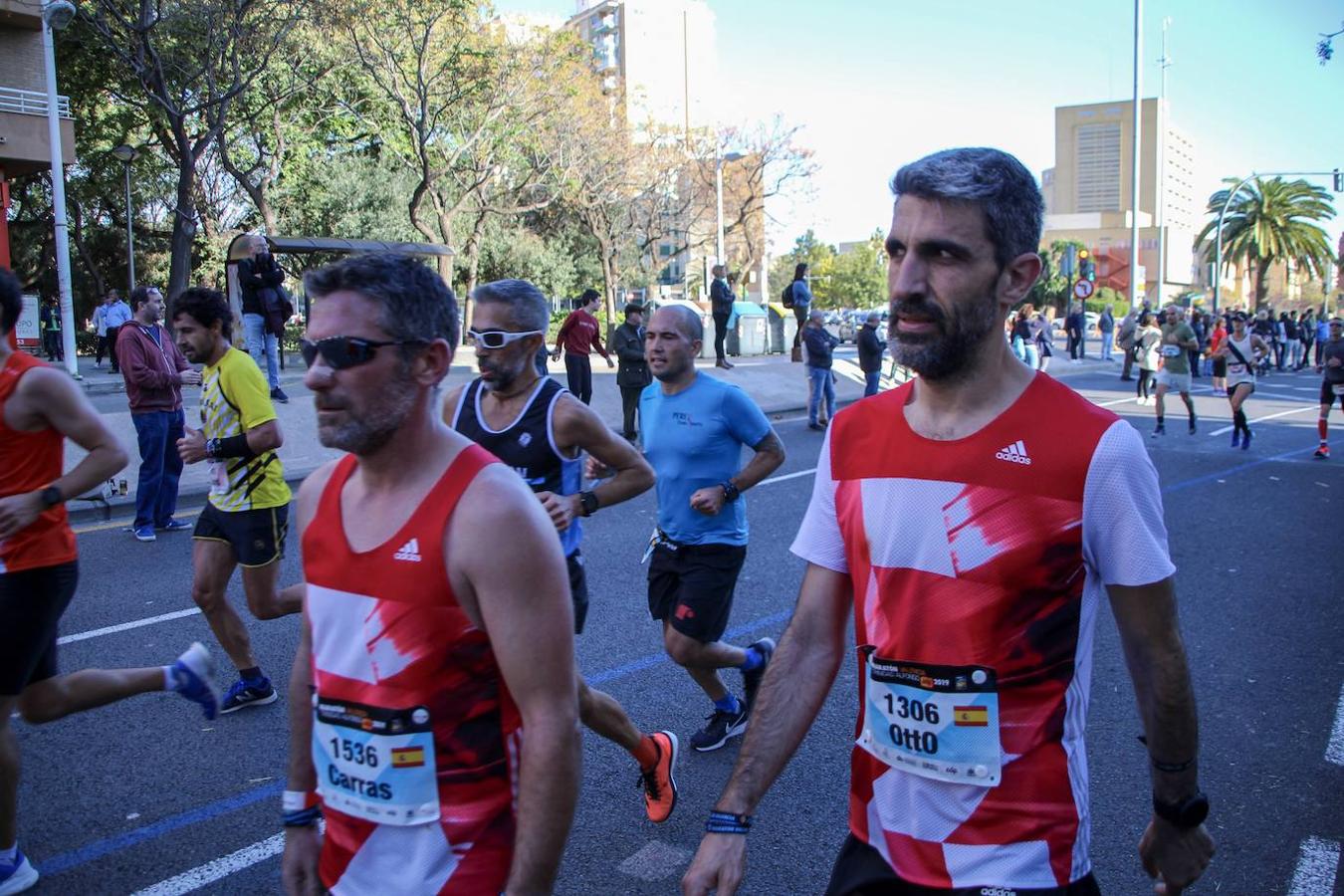 Fotos: Búscate en el paso por el muro del Maratón