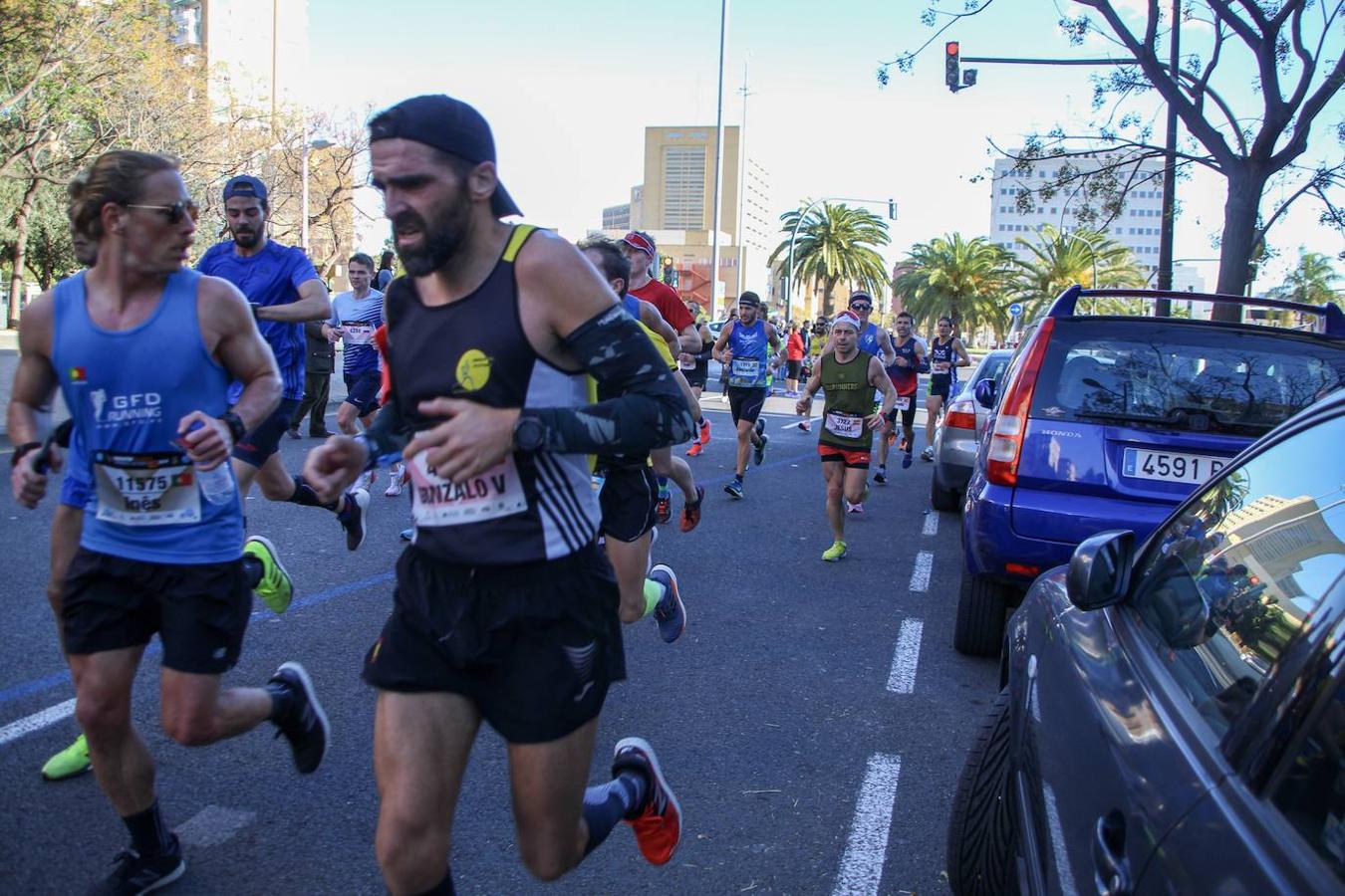 Fotos: Búscate en el paso por el muro del Maratón