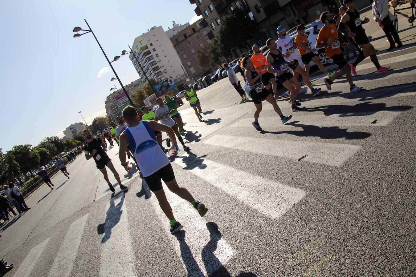 Fotos: Búscate en el paso por el muro del Maratón