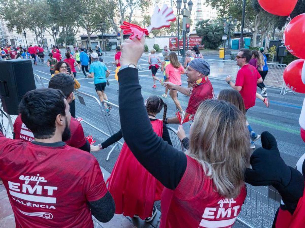 Fotos: Fotos del ambiente el Maratón de Valencia: la ciudad llenó las calles