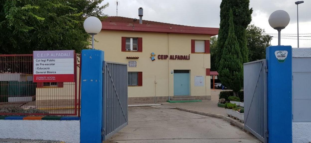 Oliva inicia la redacción de los proyectos de reforma de Alfadalí, Conservatori y Maians
