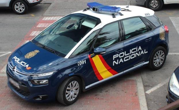 Una mujer cae al vacío en Manises cuando huía de su expareja que entró con un cuchillo a la habitación