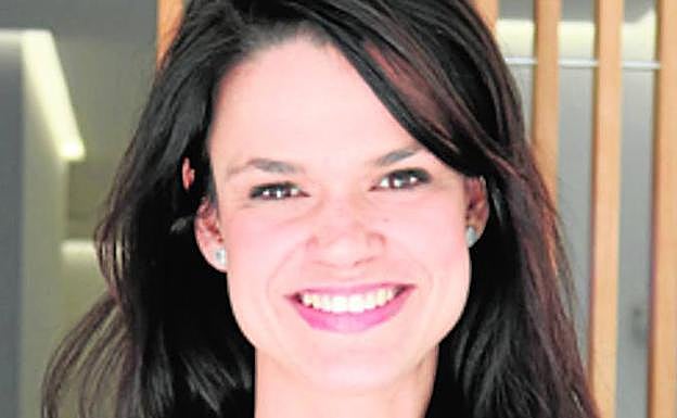 Laura Morán, especialista en Ortodoncia en Artdenta.