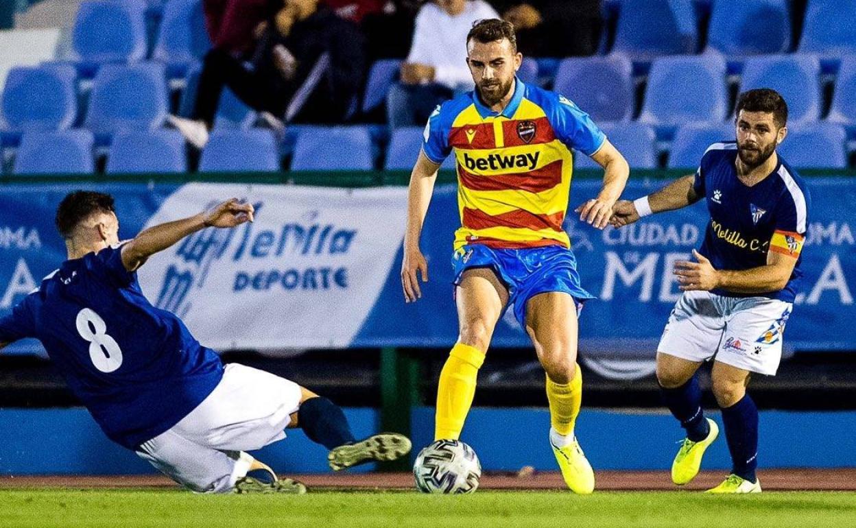 Borja Mayoral: «Tenemos que mantenernos, pero hay plantilla para dar un paso al frente»