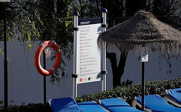 Imagen de detalle de la piscina donde ocurrió el suceso. 