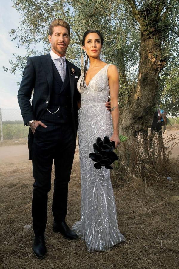 El jugador del Real Madrid Sergio Ramos y la presentadora Pilar Rubio se casaron en junio de 2019 en Sevilla, enlace al que acudieron, entre otros, David y Victoria Beckham.