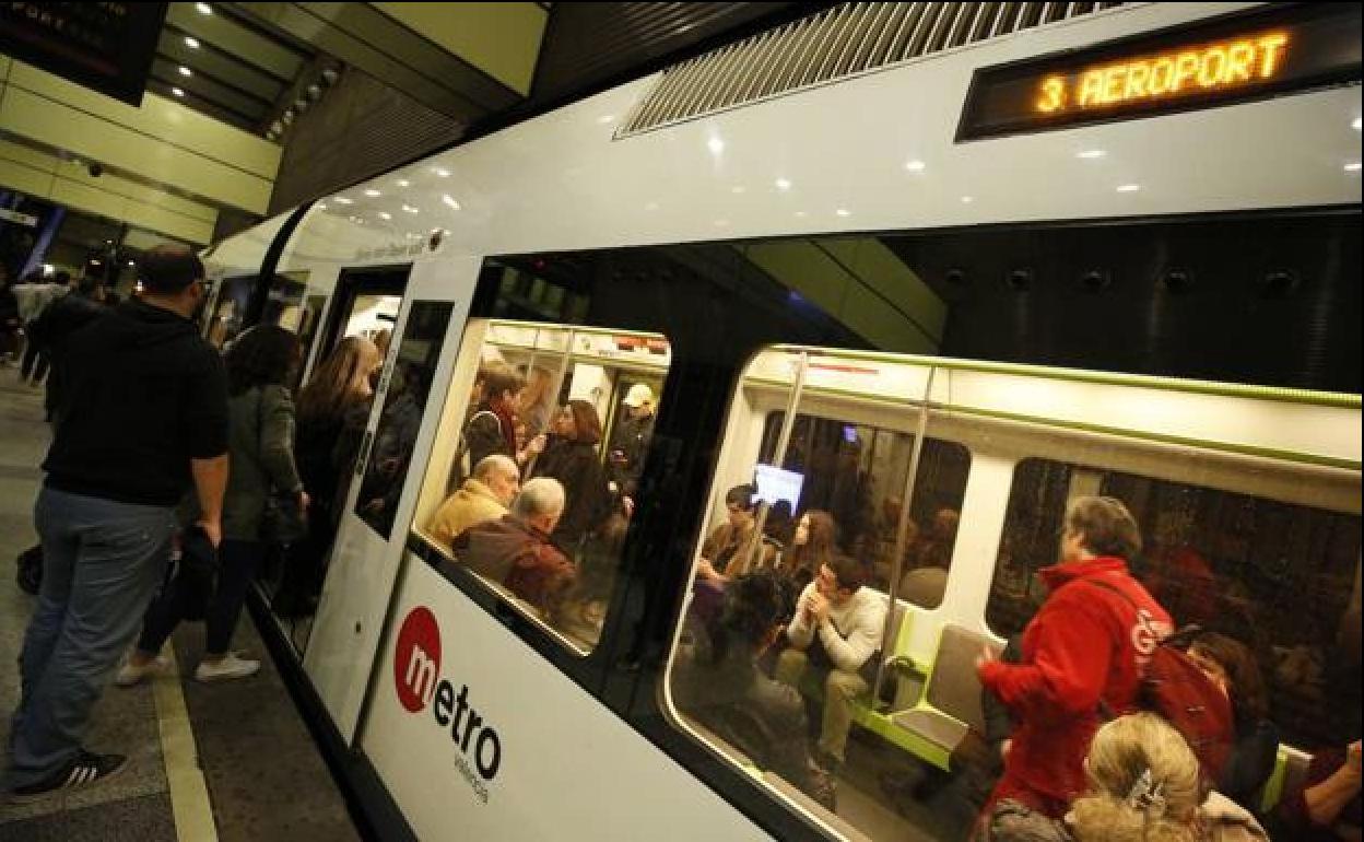 Cómo llegar en metro a la Cabalgata de Reyes de Valencia: horarios y mejores líneas