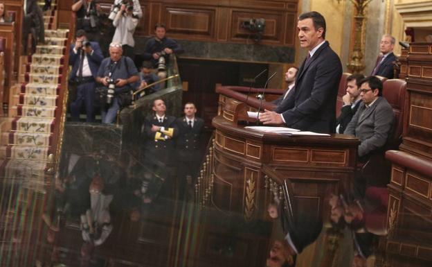 Sánchez defiende abandonar la «vía judicial» en Cataluña