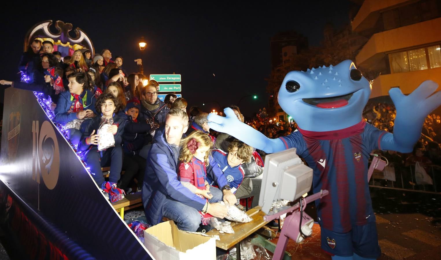 Cabalgata de los Reyes Magos en Valencia.