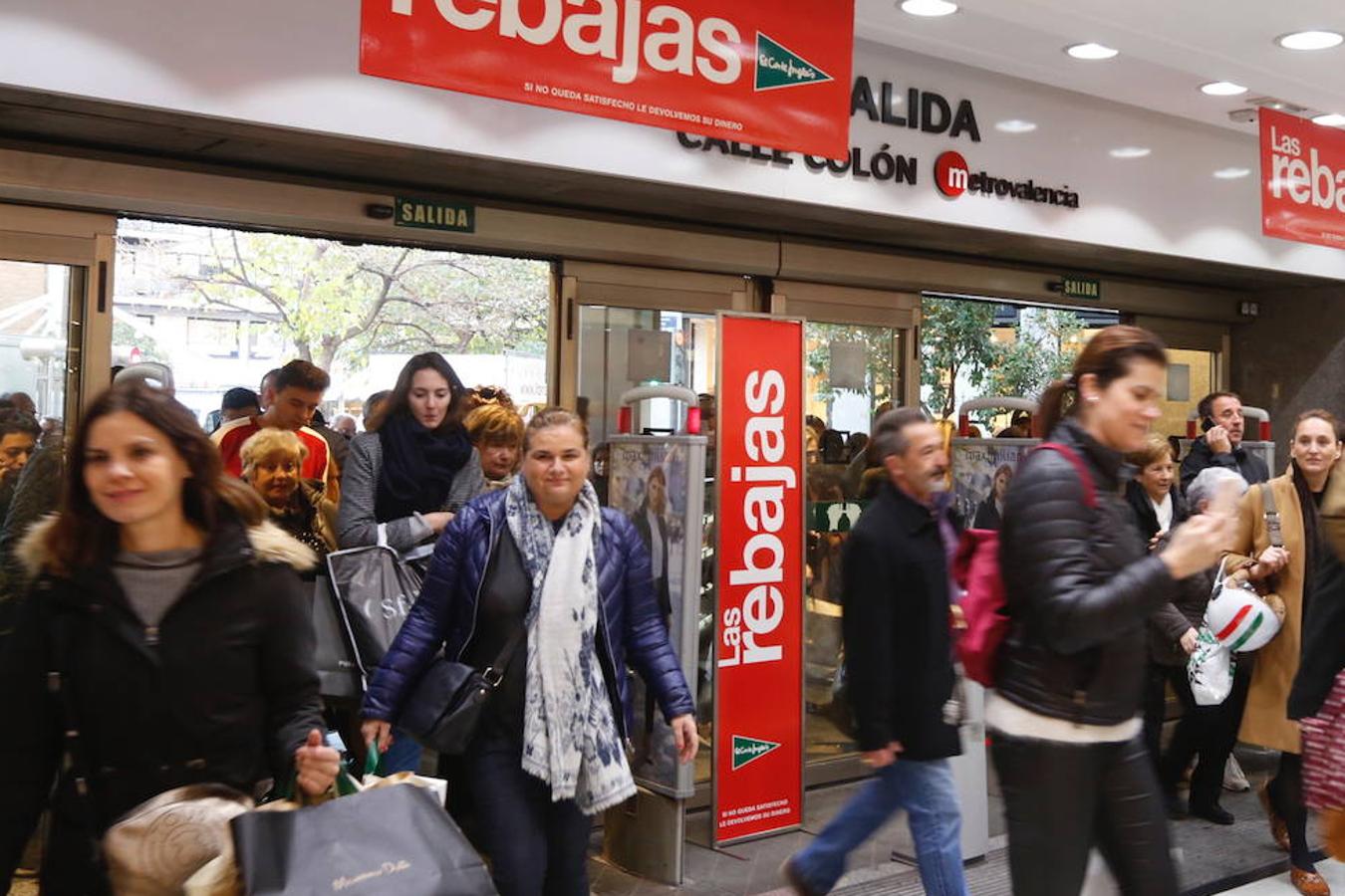 Fotos: Las rebajas comienzan en Valencia