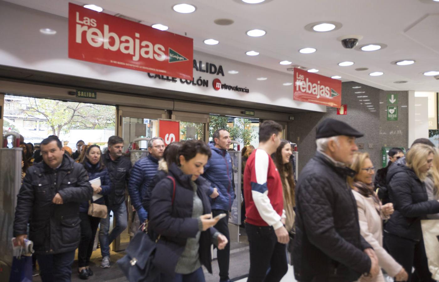 Fotos: Las rebajas comienzan en Valencia