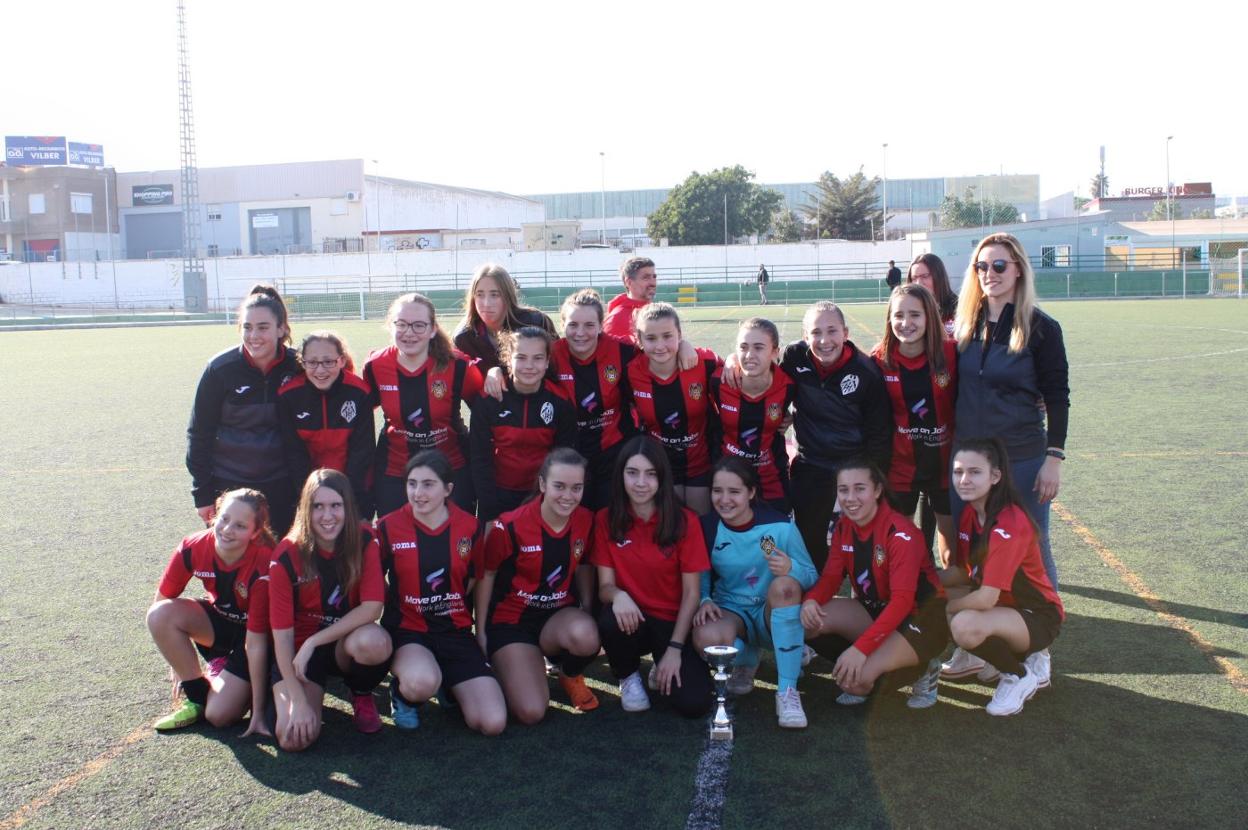 Monte Sión y Ciutat d'Alzira se llevan el torneo de fútbol femenino de Xàtiva