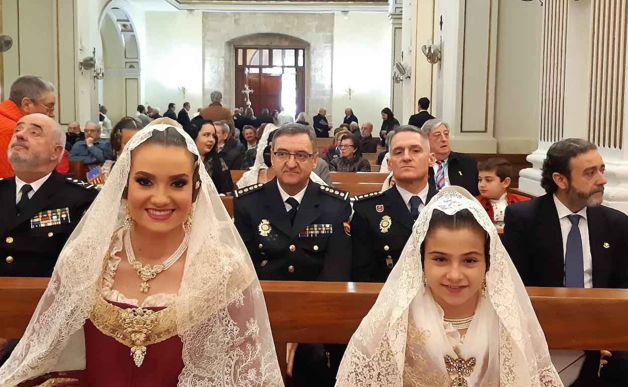 Las falleras mayores de Valencia, Consuelo Llobell y Carla García. 