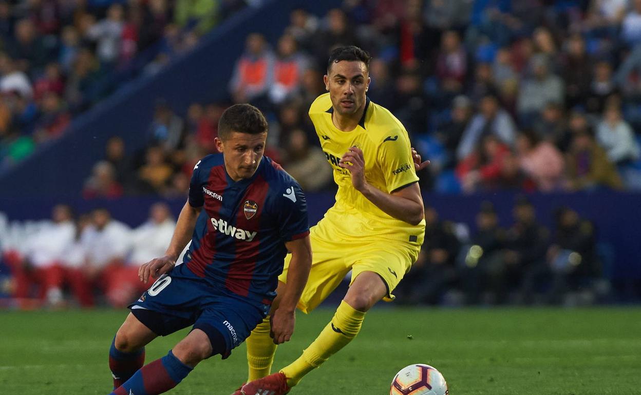 El jugador del Levante Enis Bardhi, en una imagen de archivo.