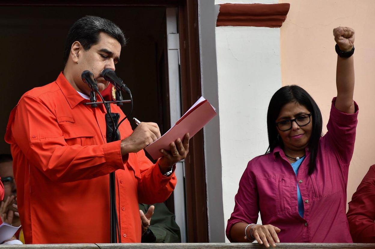  Entrada prohibida. La vicepresidenta del Gobierno de Nicolás Maduro, Delcy Rodríguez, tiene prohibida la entrada a Europa. 