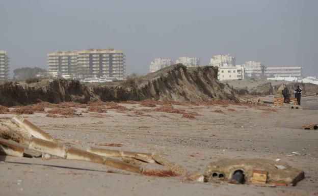 Ribó incluye en su agenda a última hora una visita a las playas para ir antes que Puig