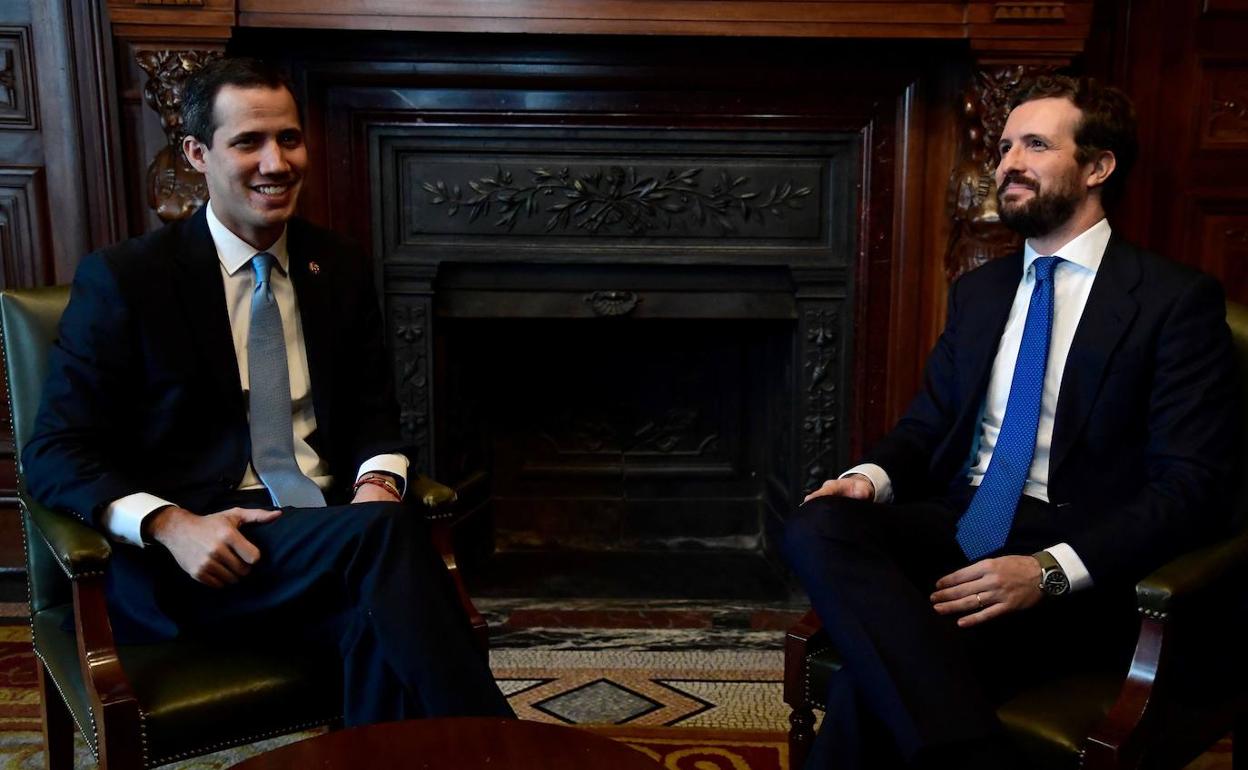 Juan Guaidó y Pablo Casado, hoy en Madrid. 